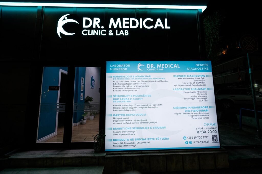Ambientet e klinikës Dr. Medical Clinic & Lab në Tiranë