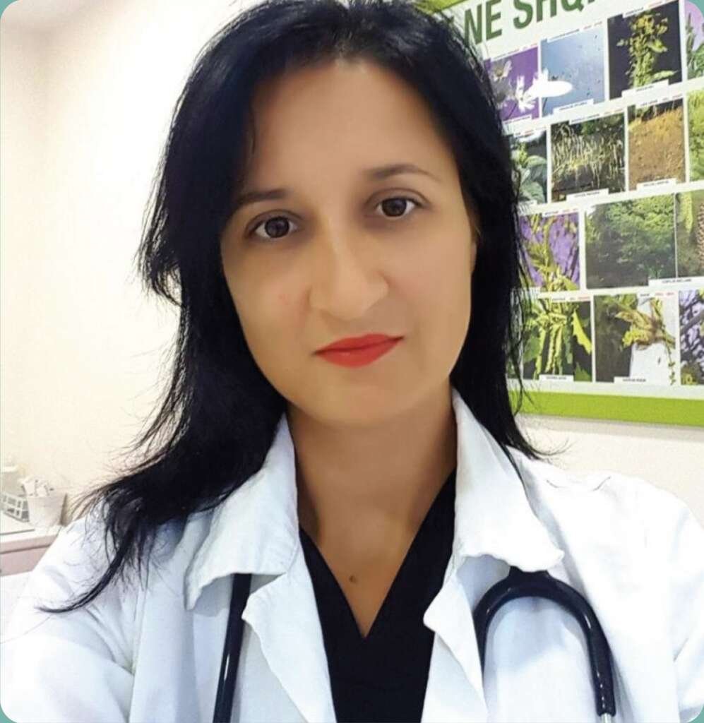 Dr. Eris Mesonjesi, alergologe në Dr. Medical Clinic & Lab, Tiranë